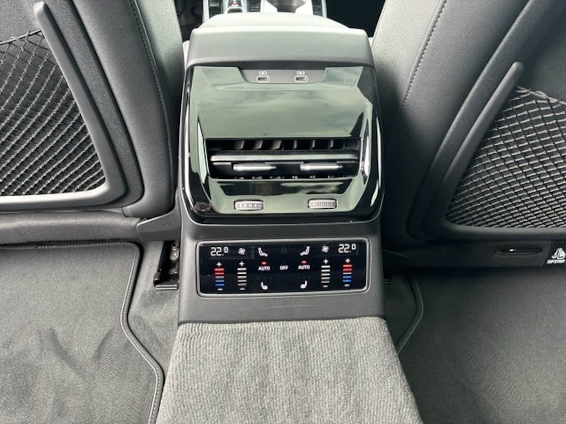 Audi A6 Avant edition one