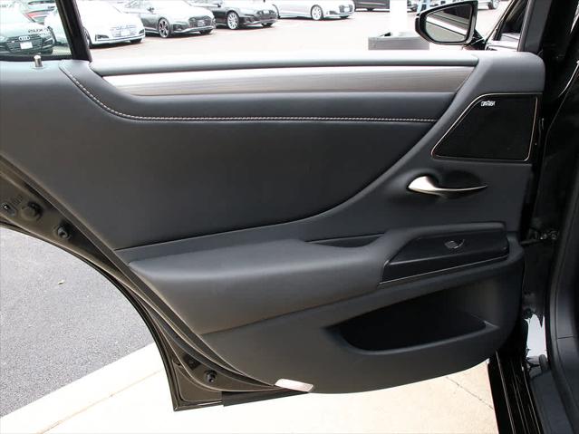 2021 LEXUS ES - Image 37