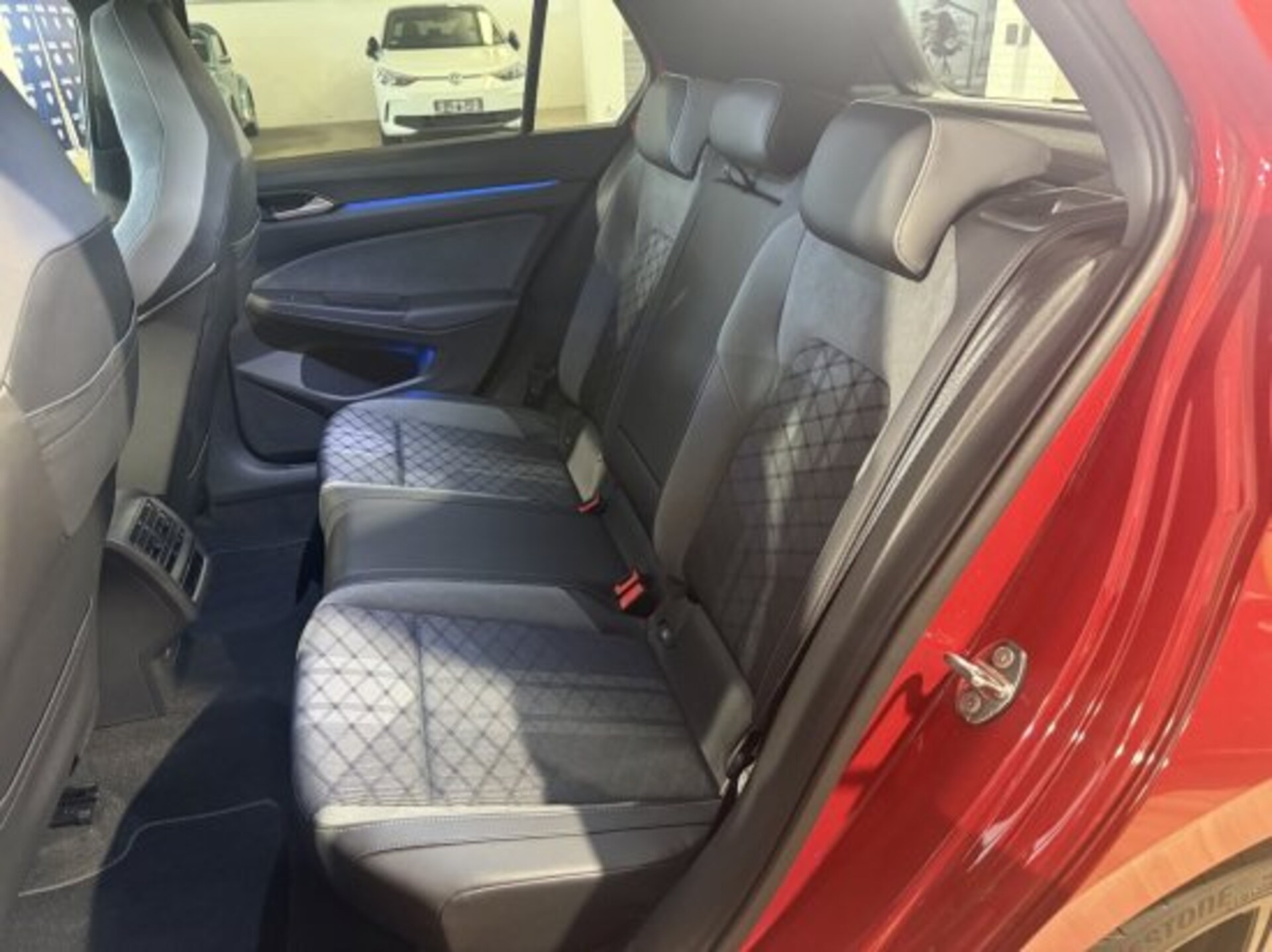 Volkswagen Golf R-Line