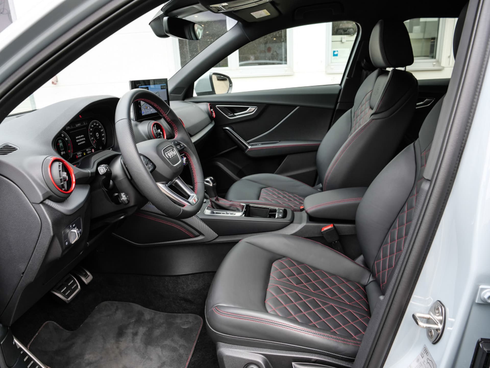 Audi Q2 S line