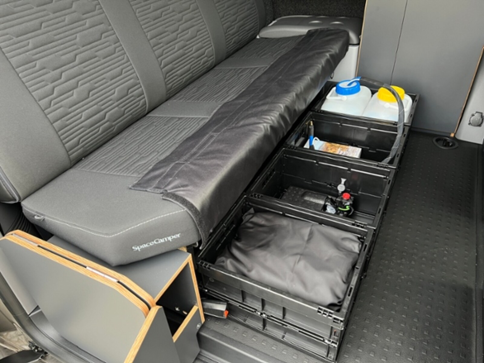 Volkswagen T6.1 Caravelle kurzer Radstand – Bild 16