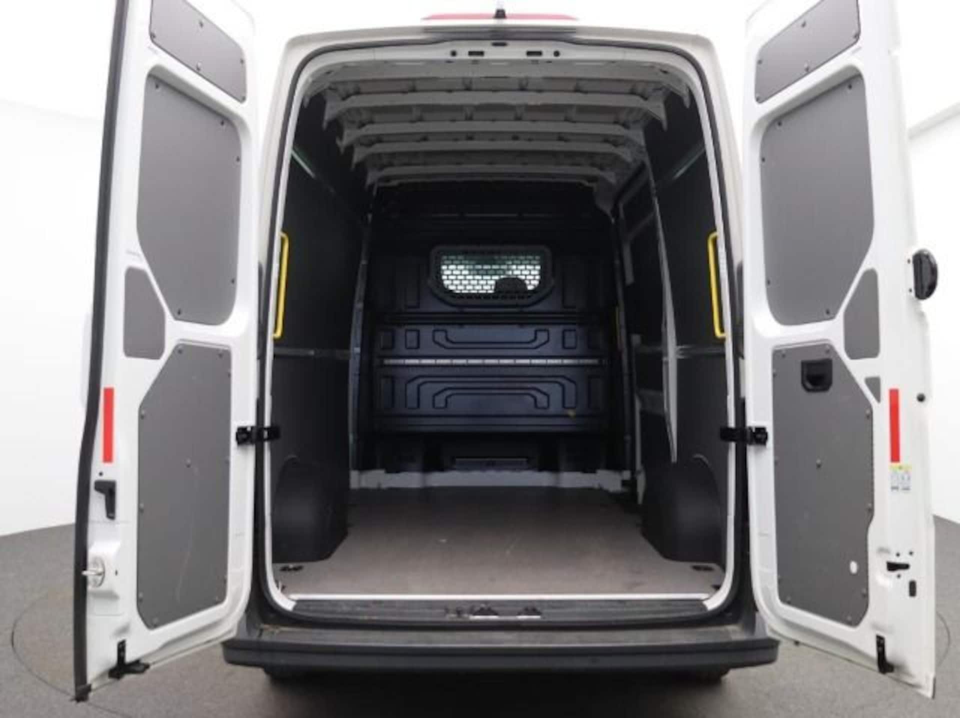 Volkswagen Crafter Kasten mittlerer Radstand