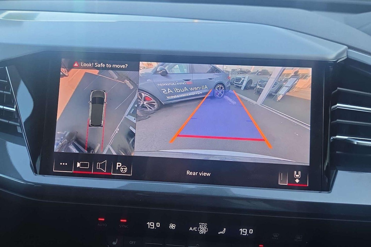 Image about Audi Q4 e-tron 45 e-tron