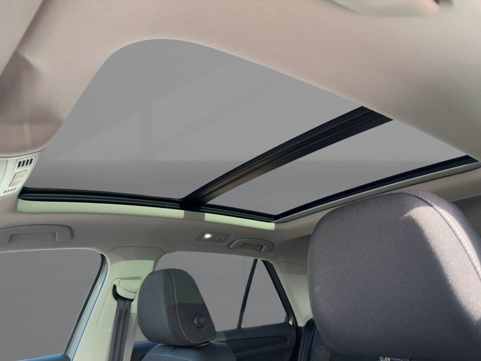 Volkswagen T-Roc – Bild 15