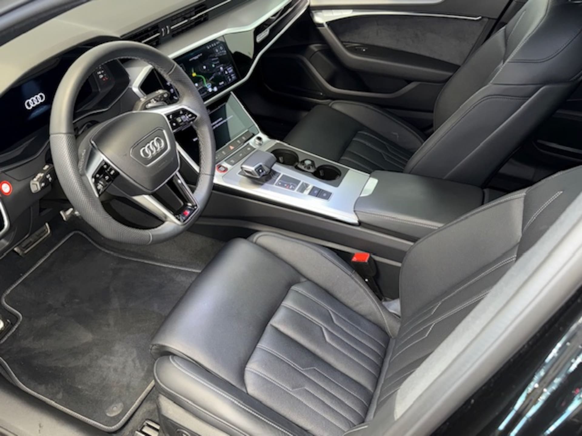 Audi S6 Avant