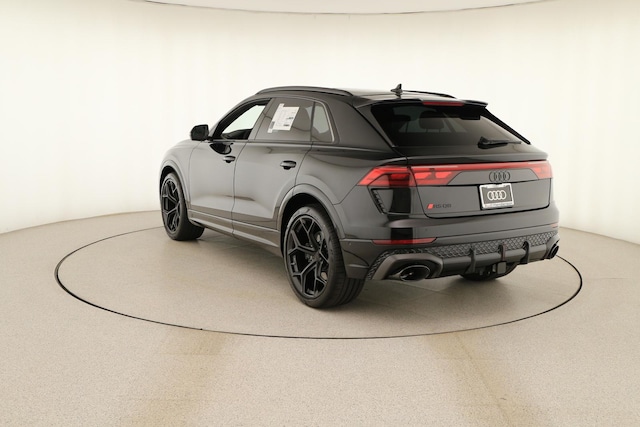 2026 Audi RS Q8 SUV performance