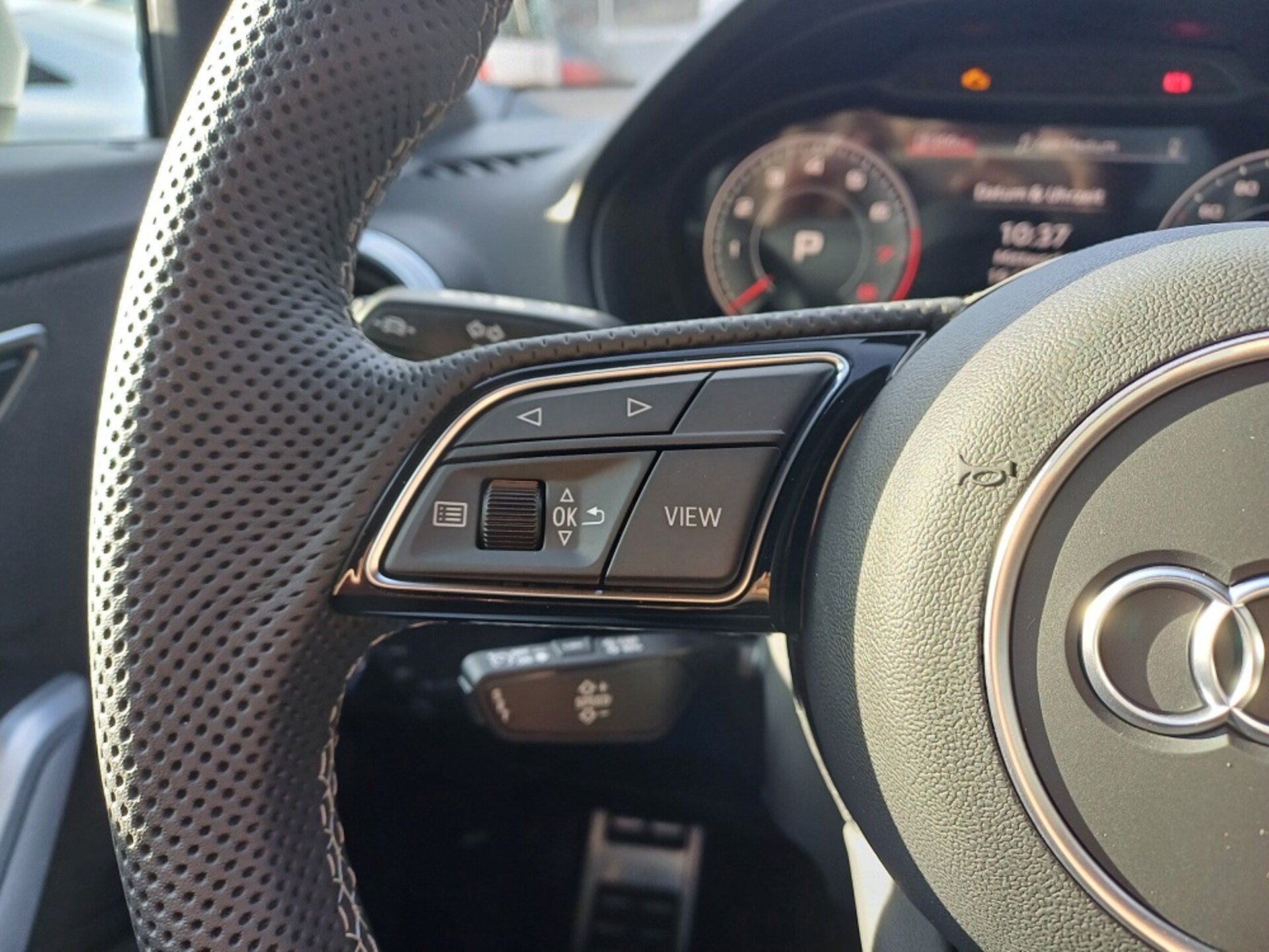 Audi Q2 S line