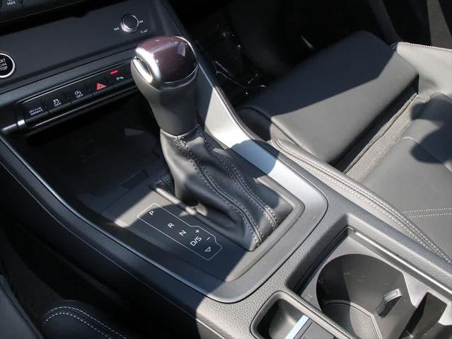 2025 AUDI Q3 - Image 22