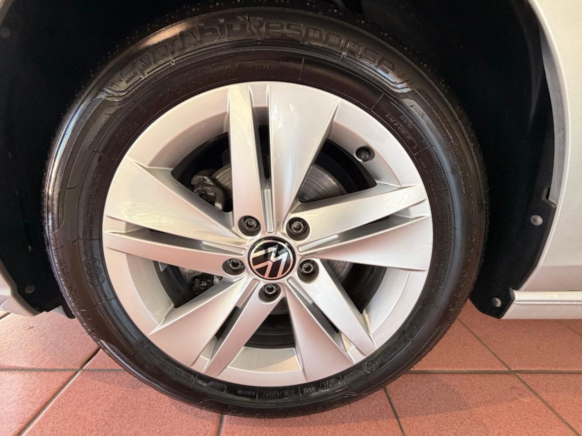 Volkswagen Golf Life
