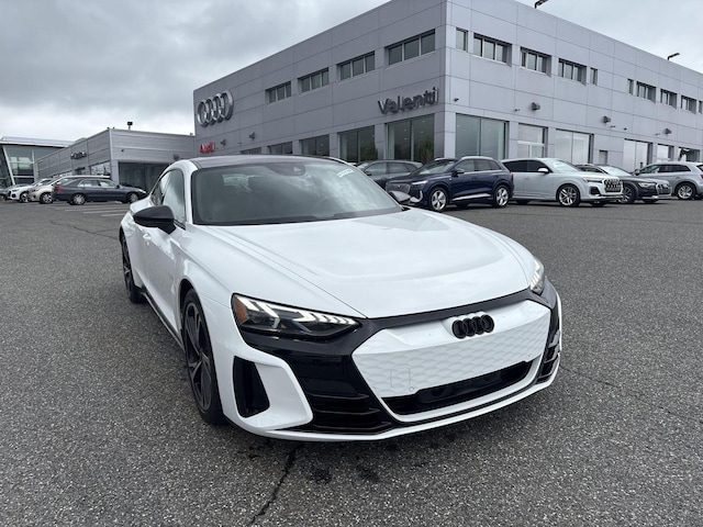 Photo of 2023 Audi e-tron GT 