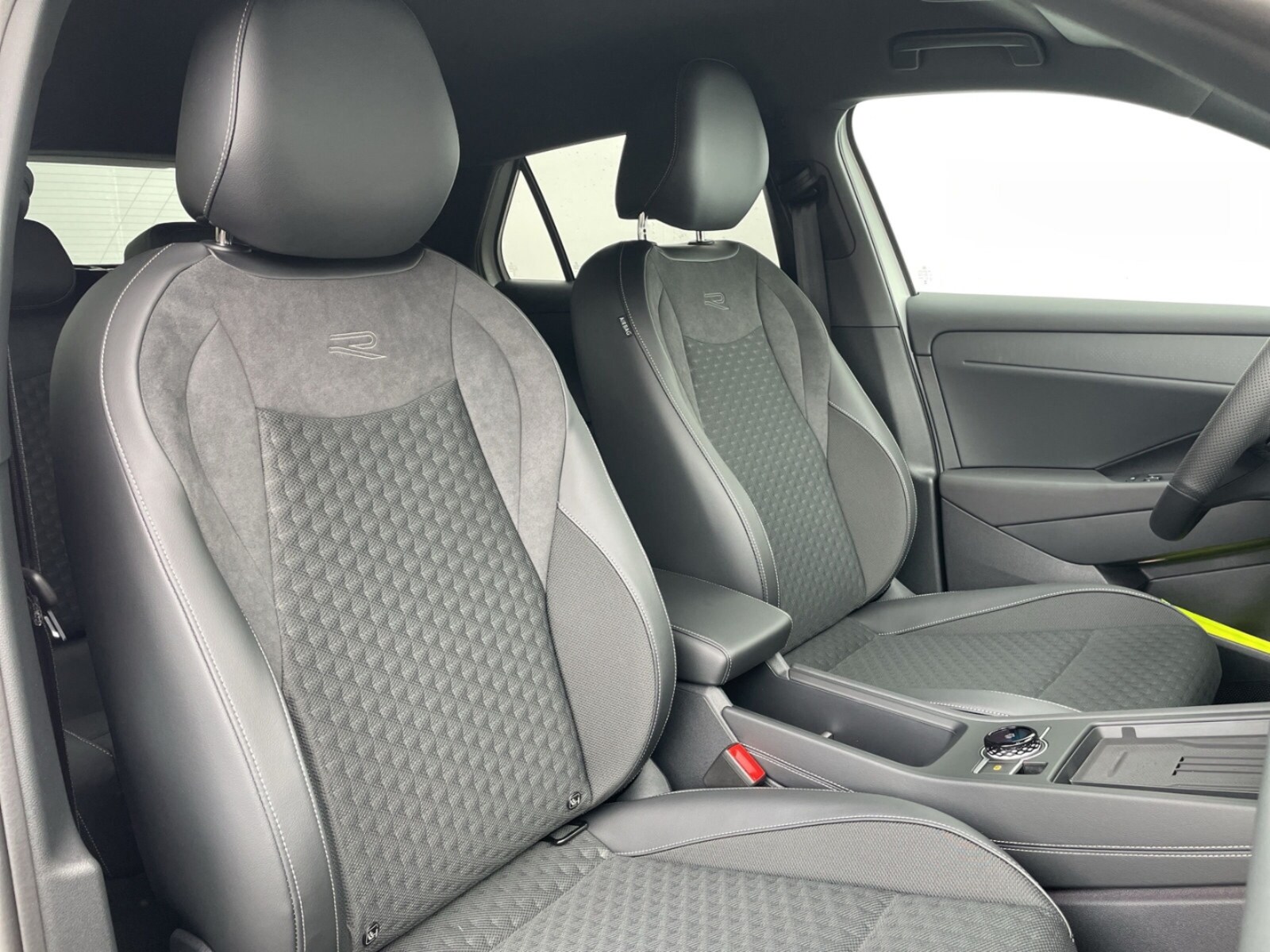 Volkswagen T-Roc – Bild 8