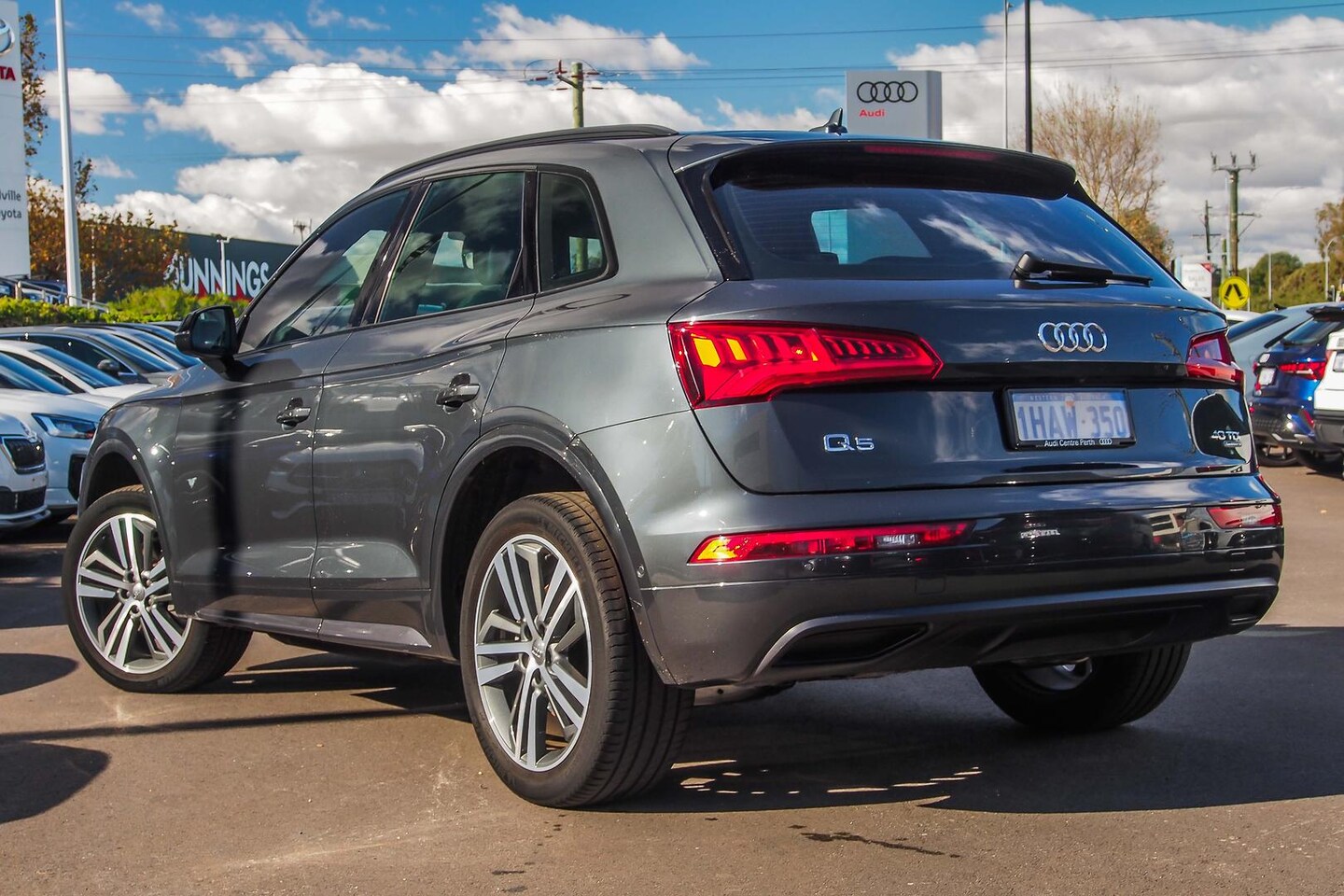 Image about Audi Q5 40 TDI quattro S tronic