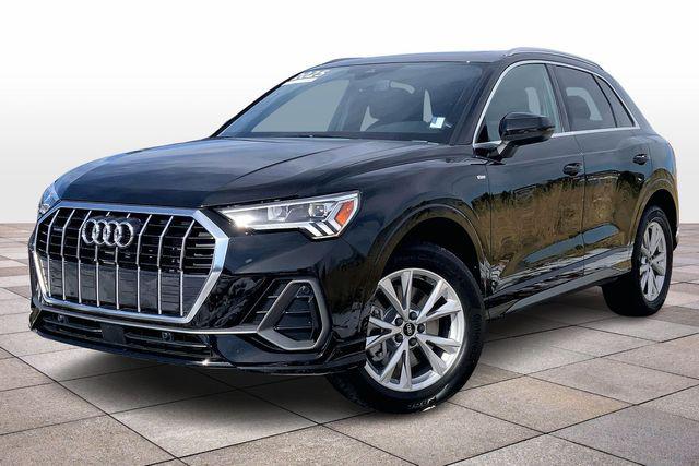 2025 Audi Q3 45 TFSI S Line Premium quattro's photo
