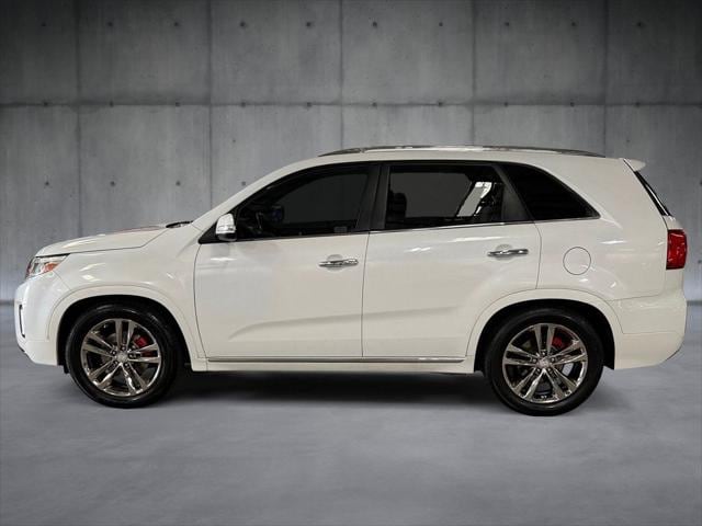 Used 2014 Kia Sorento Limited with VIN 5XYKW4A79EG486075 for sale in Bakersfield, CA