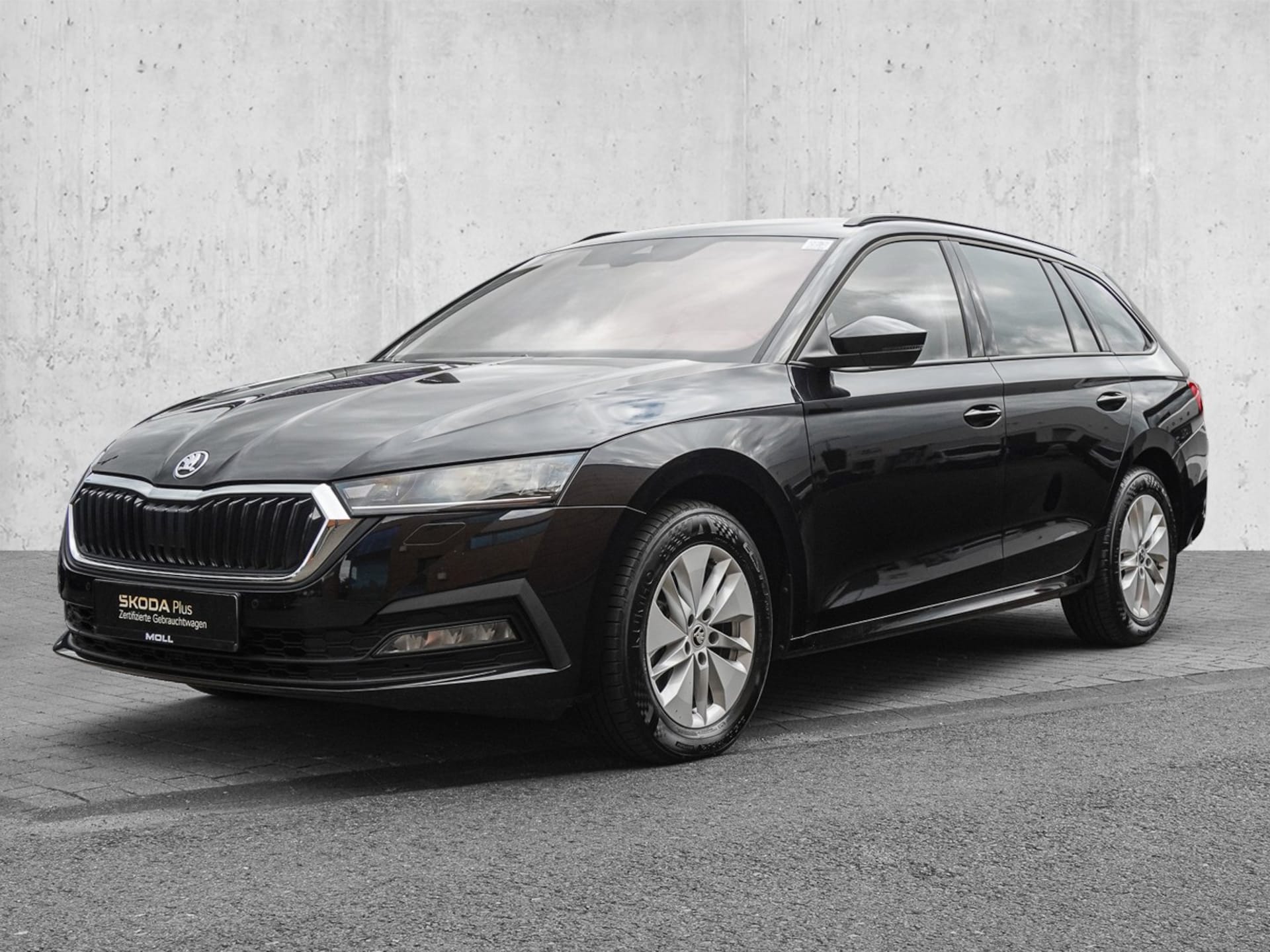 Skoda Octavia Combi 2023 — 2.0 TDI DSG NAVI ALU LED