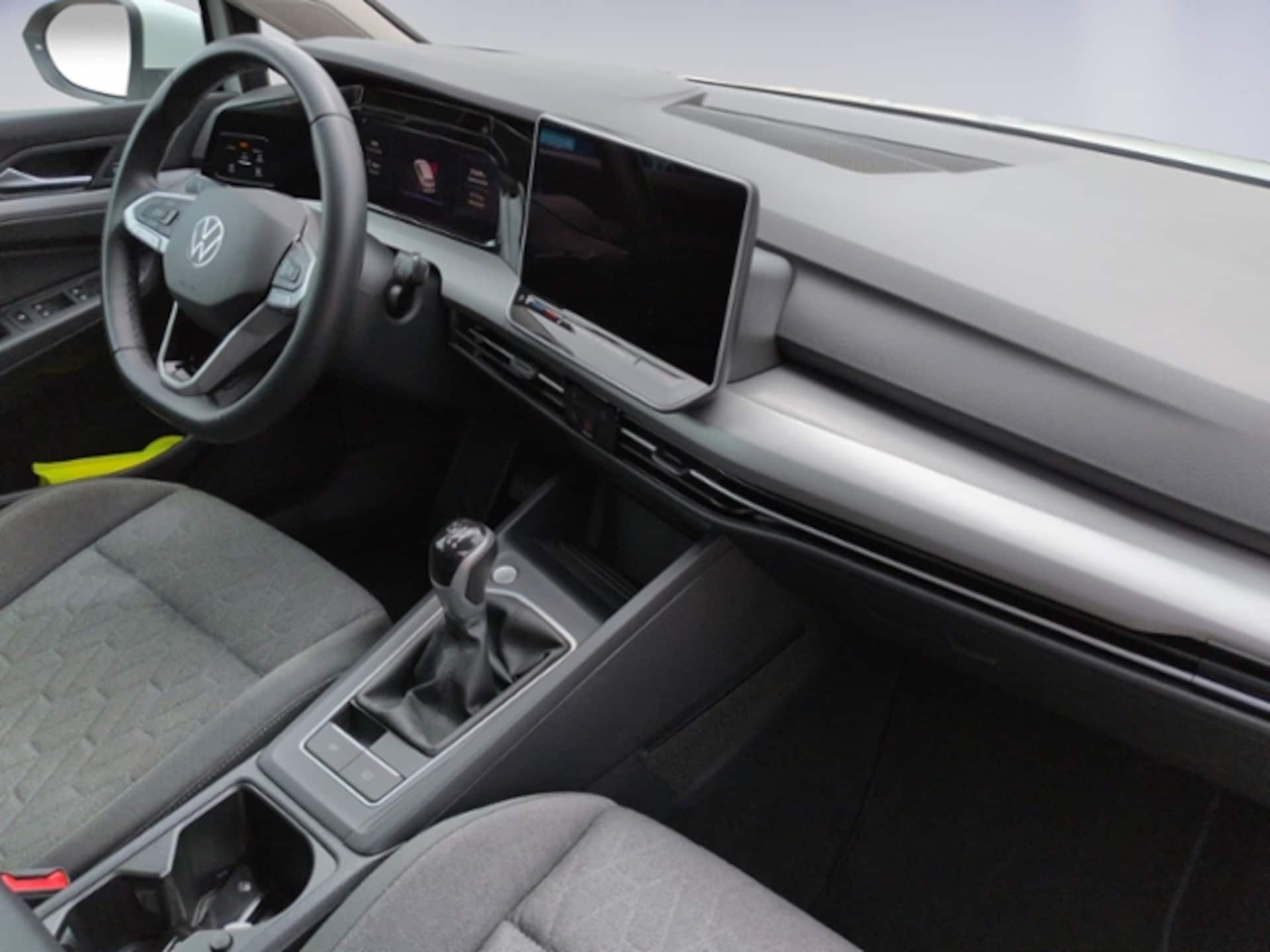 Volkswagen Golf Variant Life