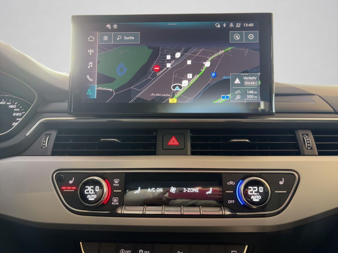 Bild über Audi A4 Limousine 35 TDI S tronic - für weitere Informationen kontaktieren Sie den Audi Partner