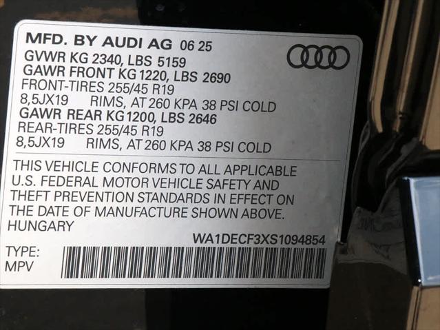 2025 AUDI Q3 - Image 26