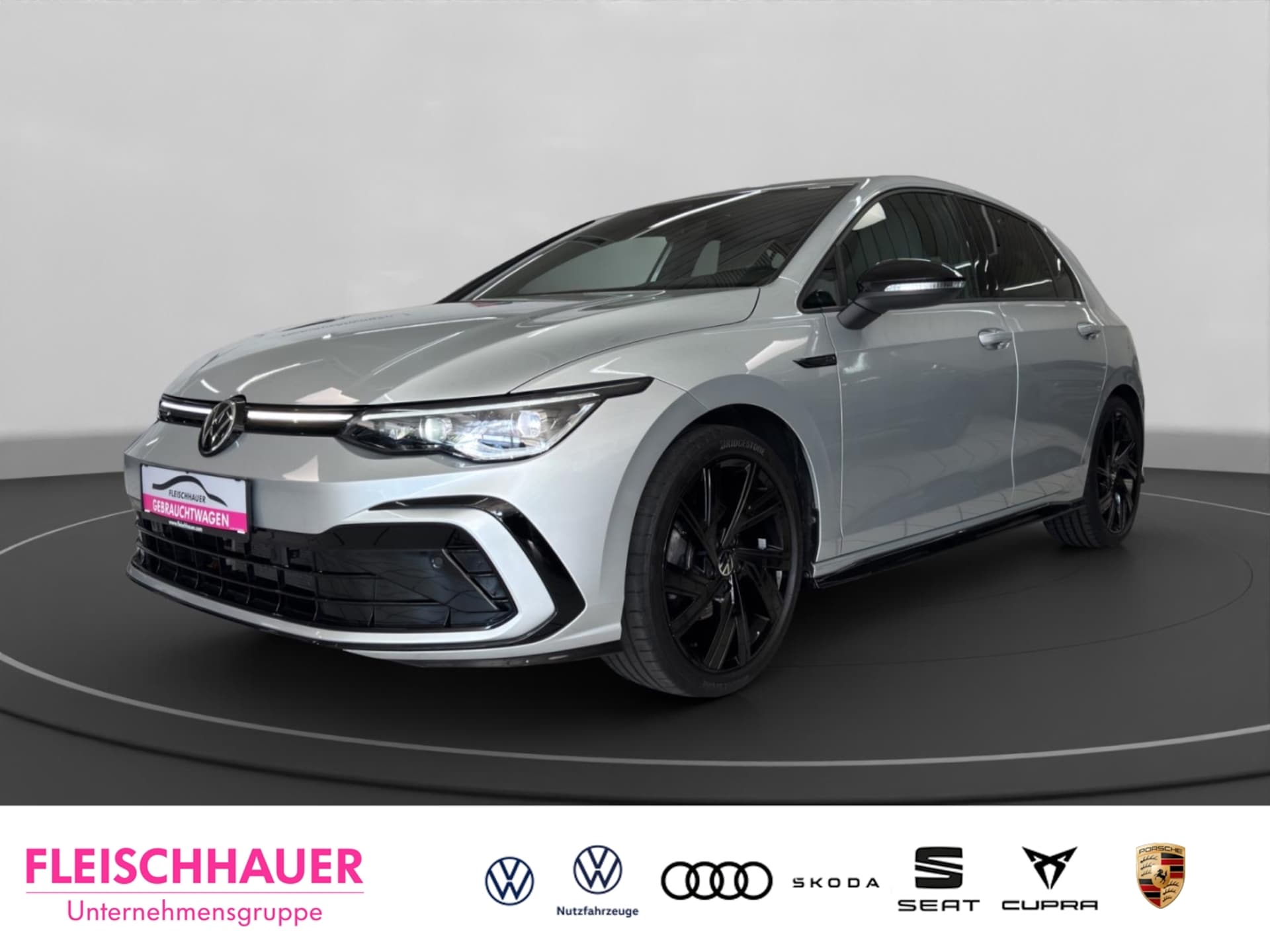 Volkswagen Golf R-Line