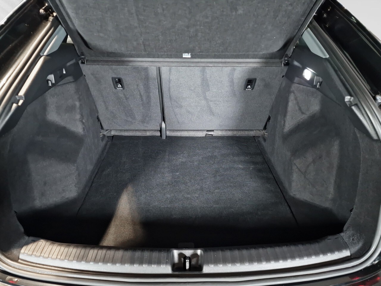 Image about Audi Q4 Sportback e-tron 40 e-tron
