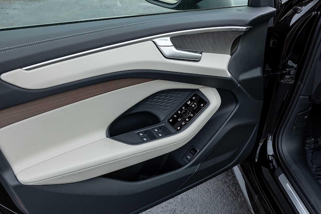 2026 Audi A6 Premium Plus - Photo 10