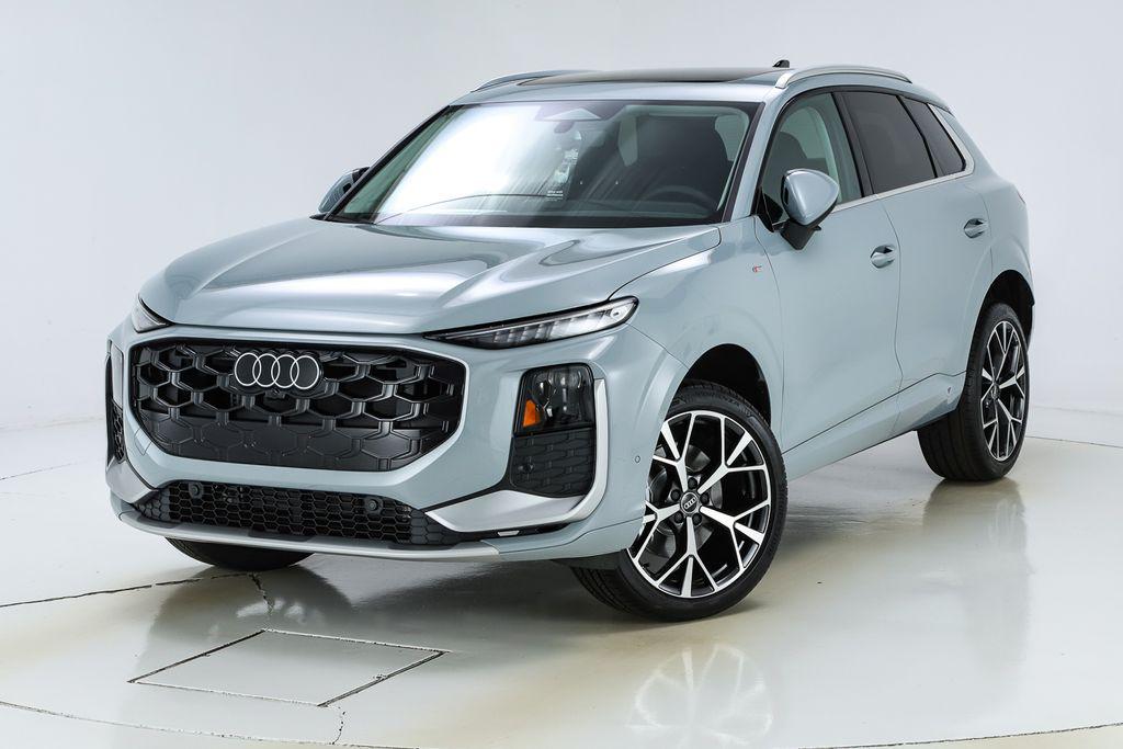 2026 Audi Q3 S line quattro's photo