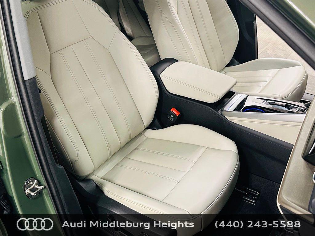 2025 Audi Q5 Premium - Photo 25