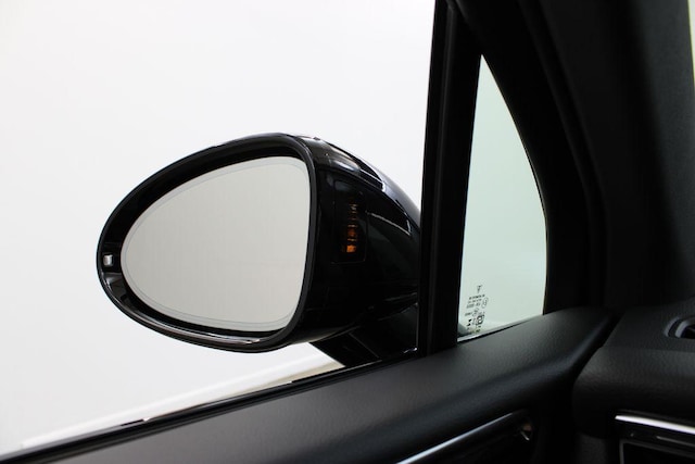 2025 Porsche Macan S - Photo 41