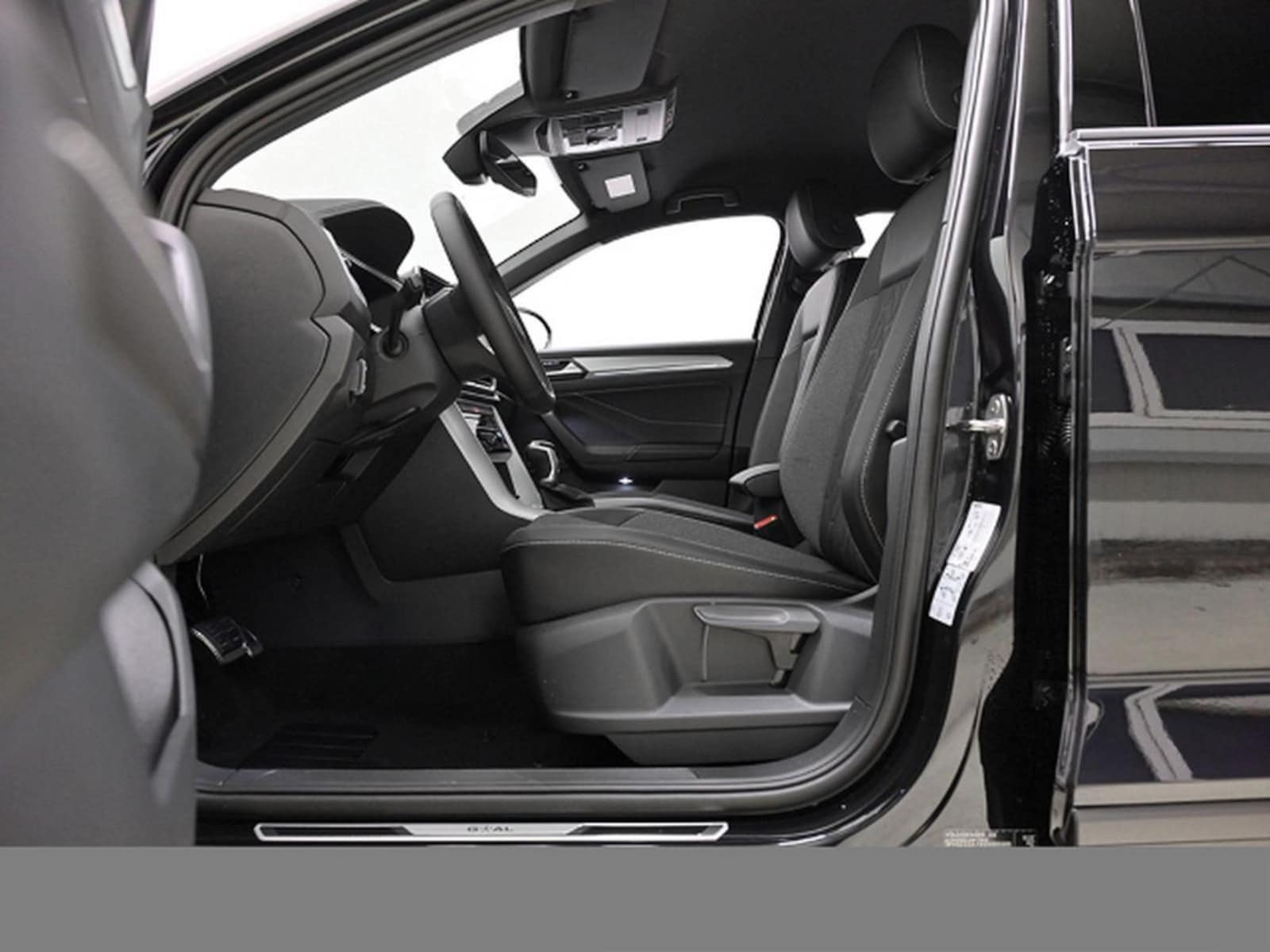 Volkswagen T-Roc – Bild 10
