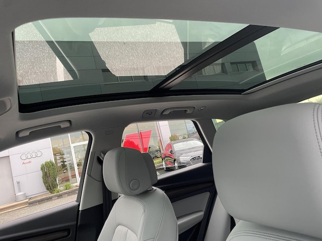 2023 Audi Q5 Premium - Photo 26