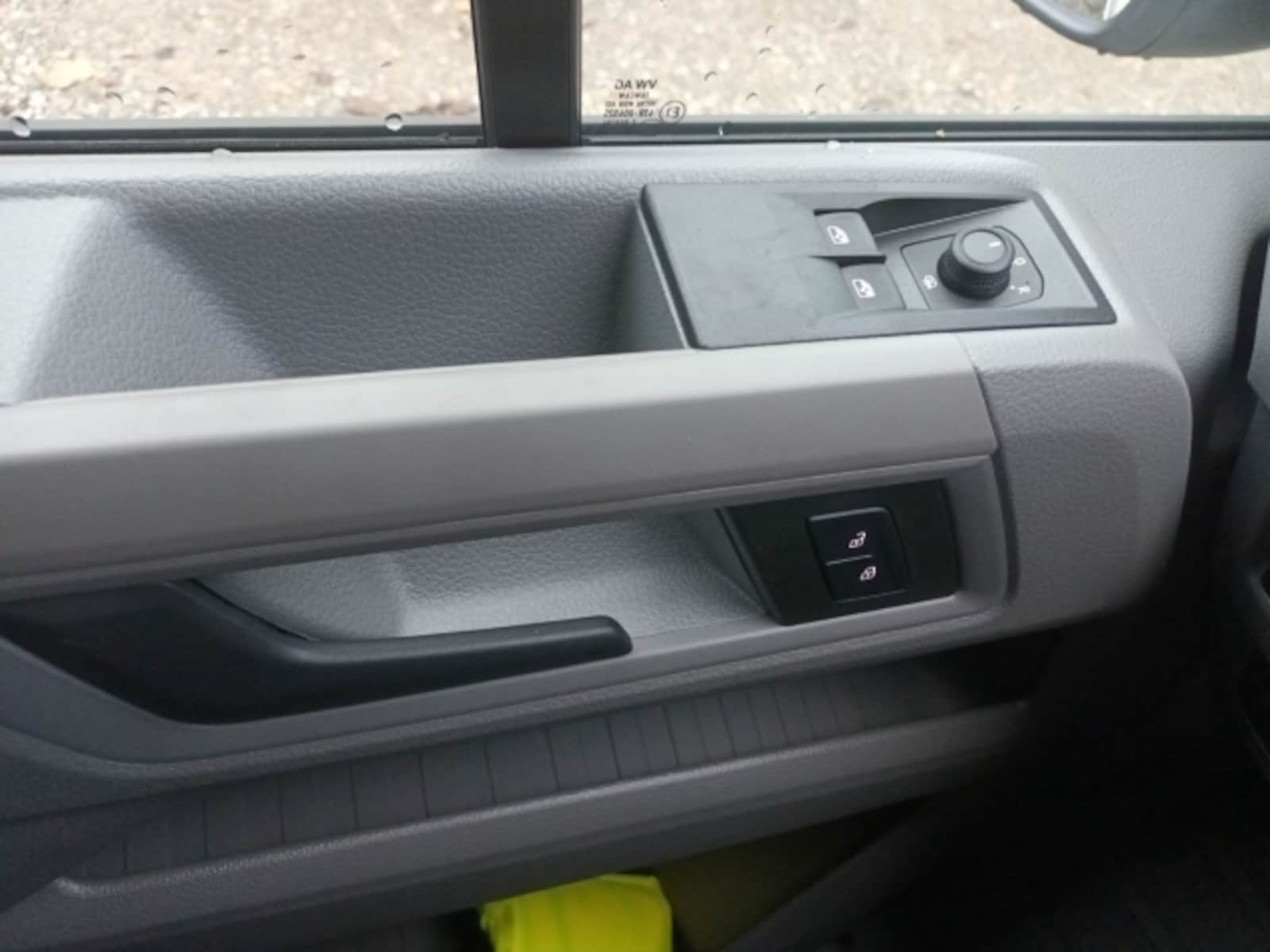 Volkswagen Crafter Kasten mittlerer Radstand – Bild 15
