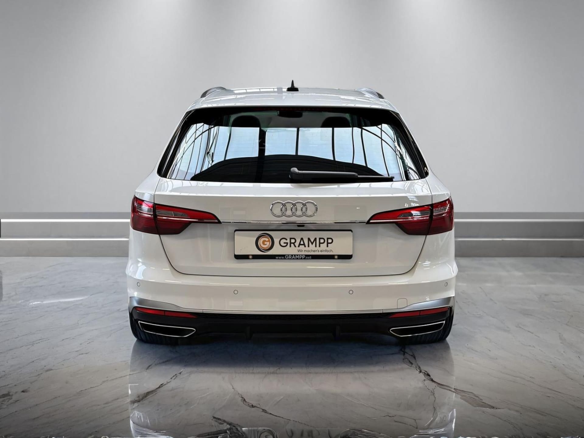 Audi A4 Avant S line