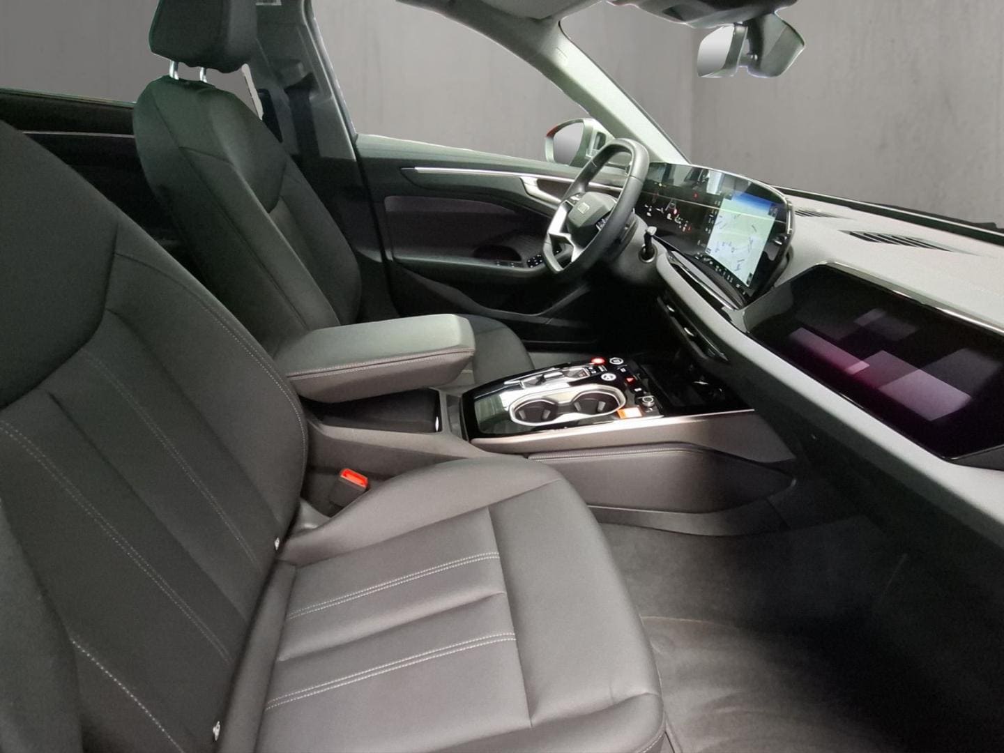 Bild über Audi A6 Avant TDI 150 kW S tronic - für weitere Informationen kontaktieren Sie den Audi Partner
