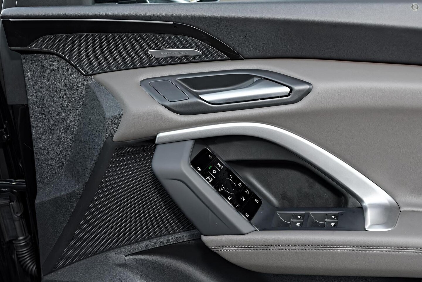 Image about Audi Q5 Sportback TDI quattro 150 kW