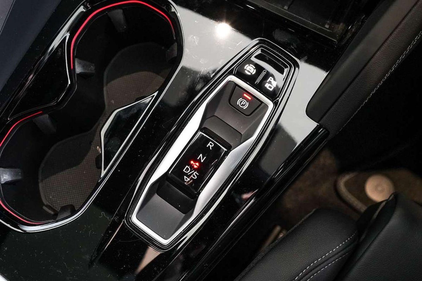 Image about Audi Q5 Sportback TFSI quattro 200 kW sport
