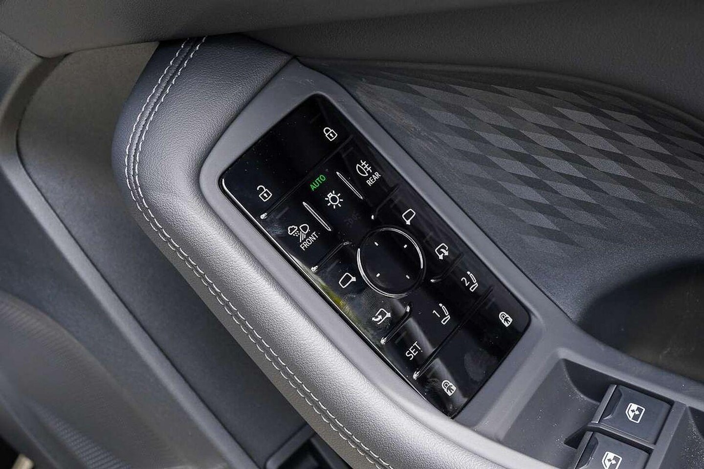 Image about Audi A5 Avant TFSI e e-hybrid quattro 270 kW S tronic