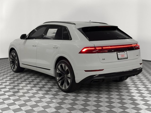 2026 Audi Q8