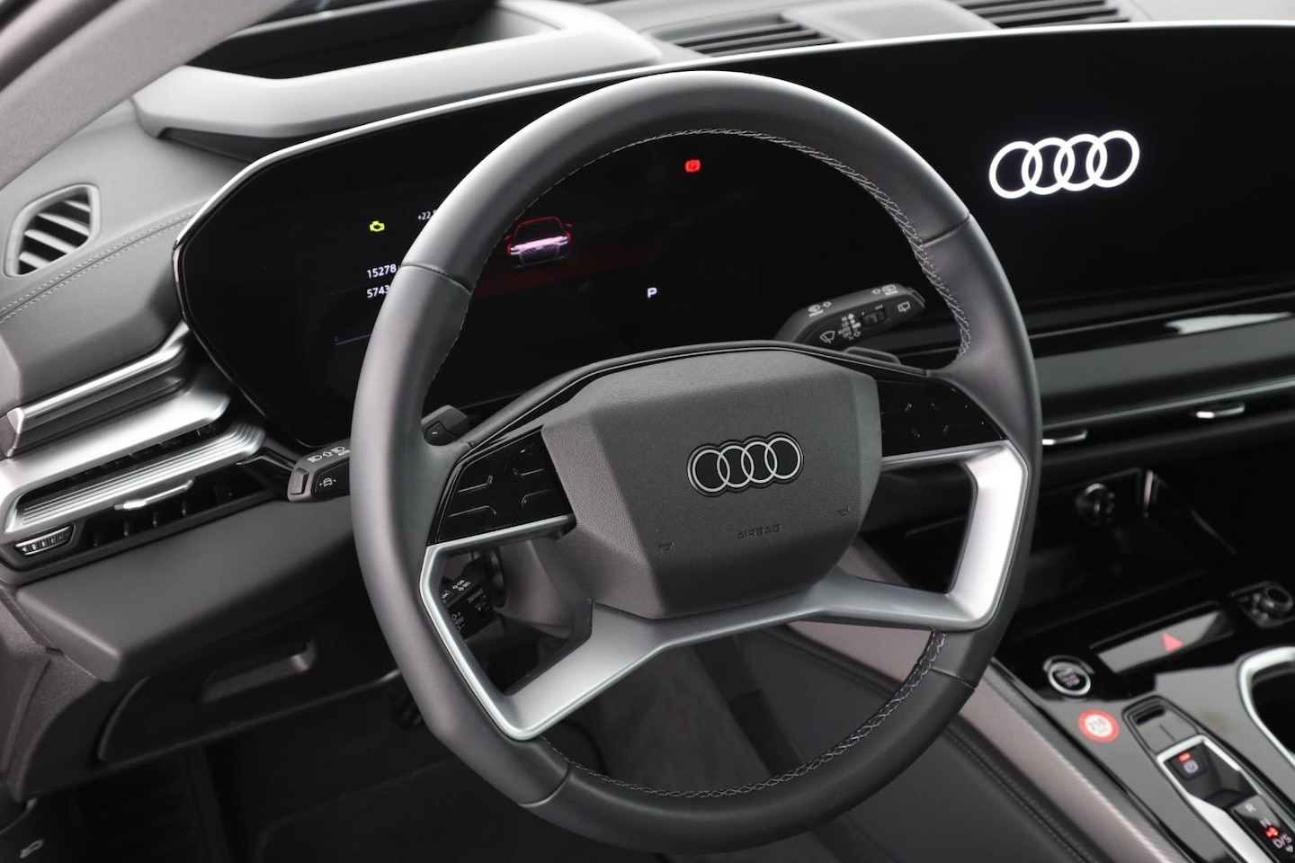 Bild über Audi A6 Avant TFSI 150 kW S tronic - für weitere Informationen kontaktieren Sie den Audi Partner