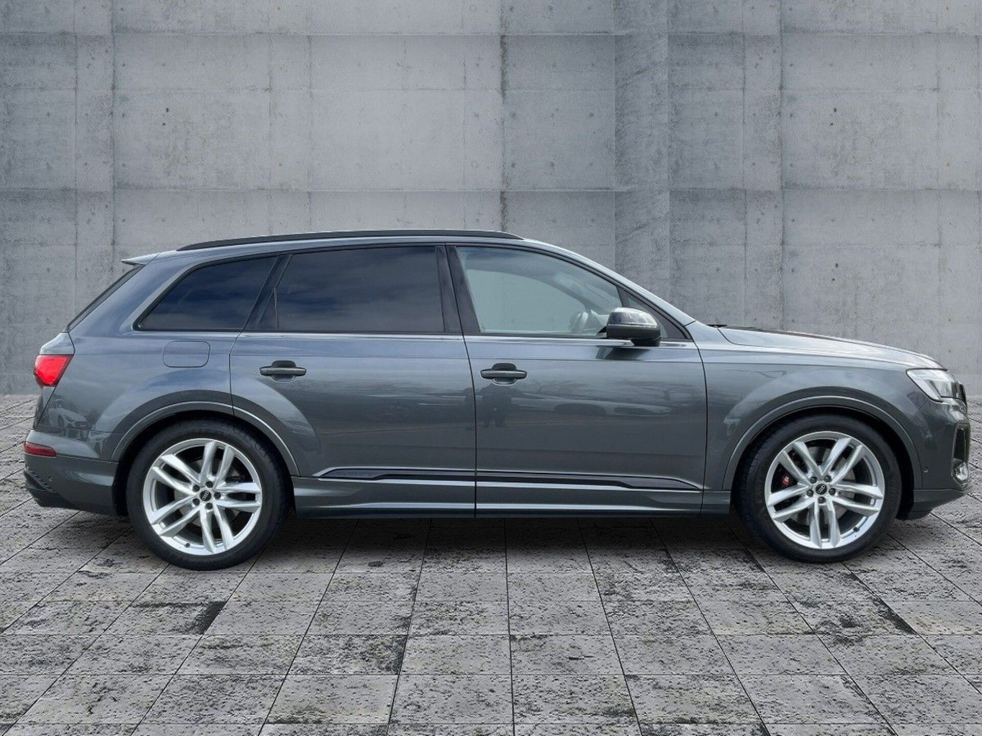 Audi SQ7 SUV