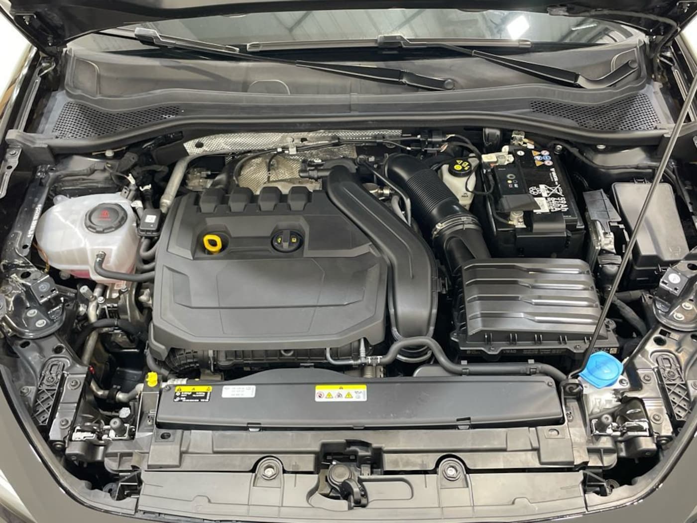 CUPRA Leon León 1.5 eTSI DSG 110 kW (150 CV) — photo 15
