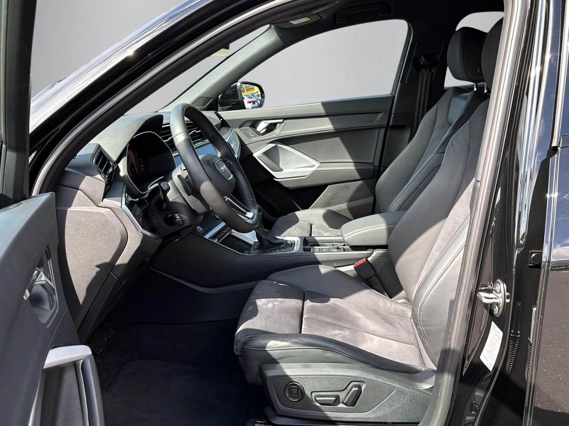 Audi Q3 Sportback S line