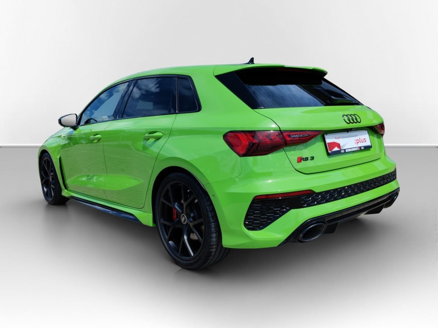 Bild über Audi RS 3 Sportback TFSI quattro S tronic - für weitere Informationen kontaktieren Sie den Audi Partner