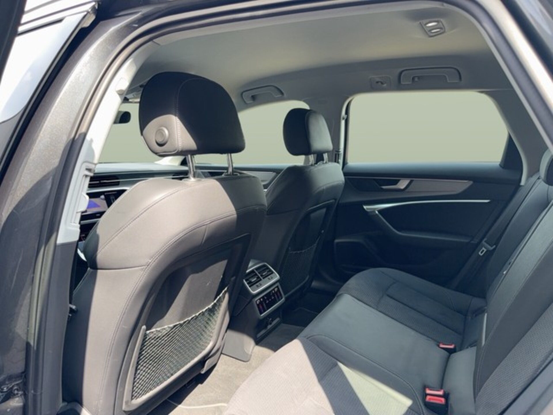 Audi S6 Avant