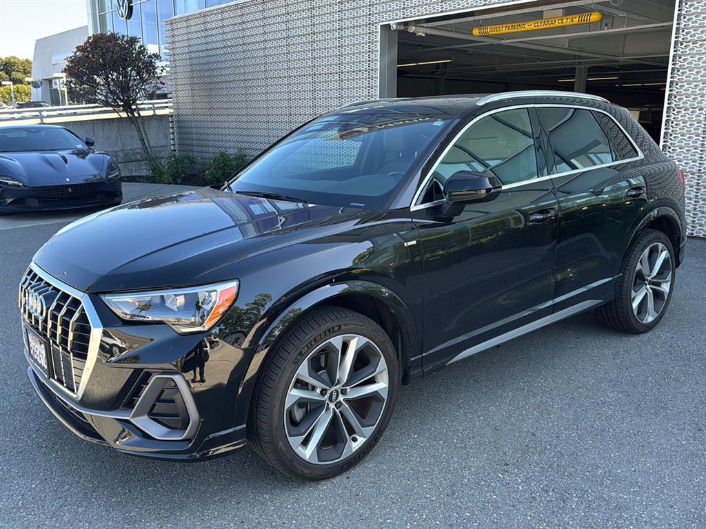 2021 Audi Q3 45 TFSI S Line Premium quattro's photo