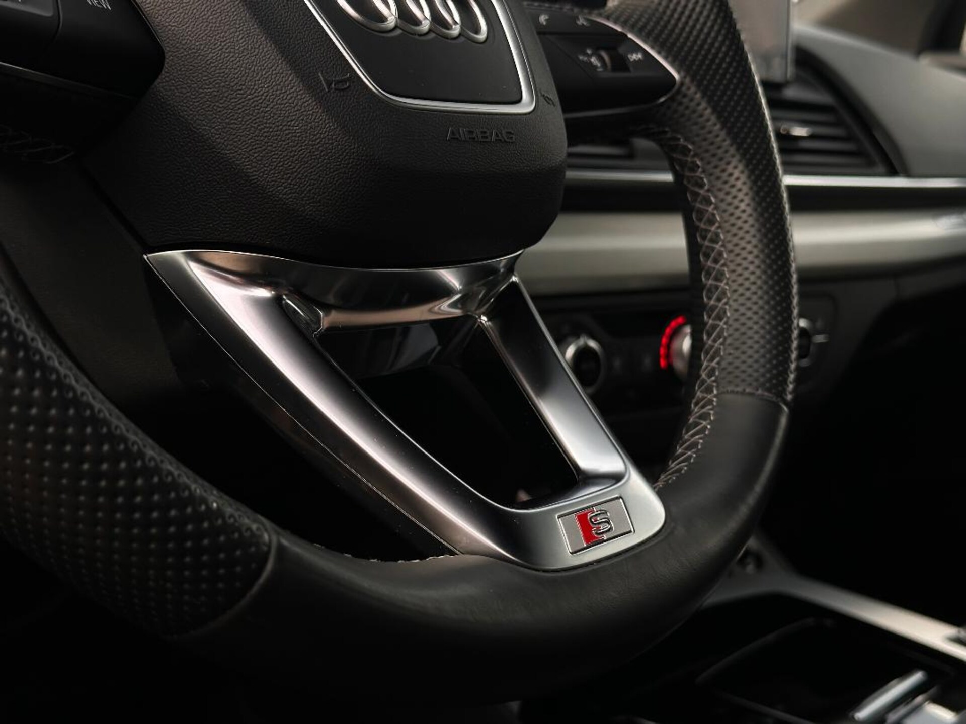Audi SQ5 SUV