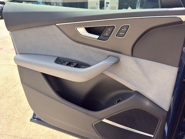2026 Audi SQ8 Premium Plus - Photo 29