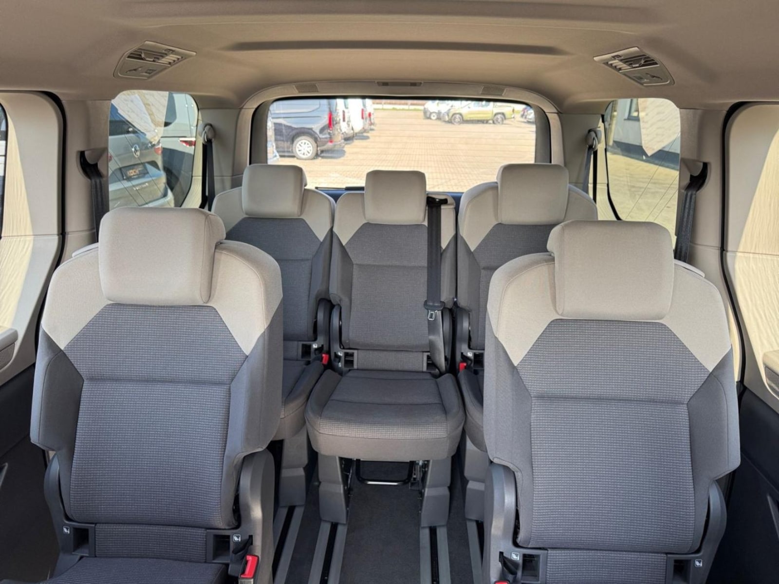 Volkswagen Multivan Langversion – Bild 18