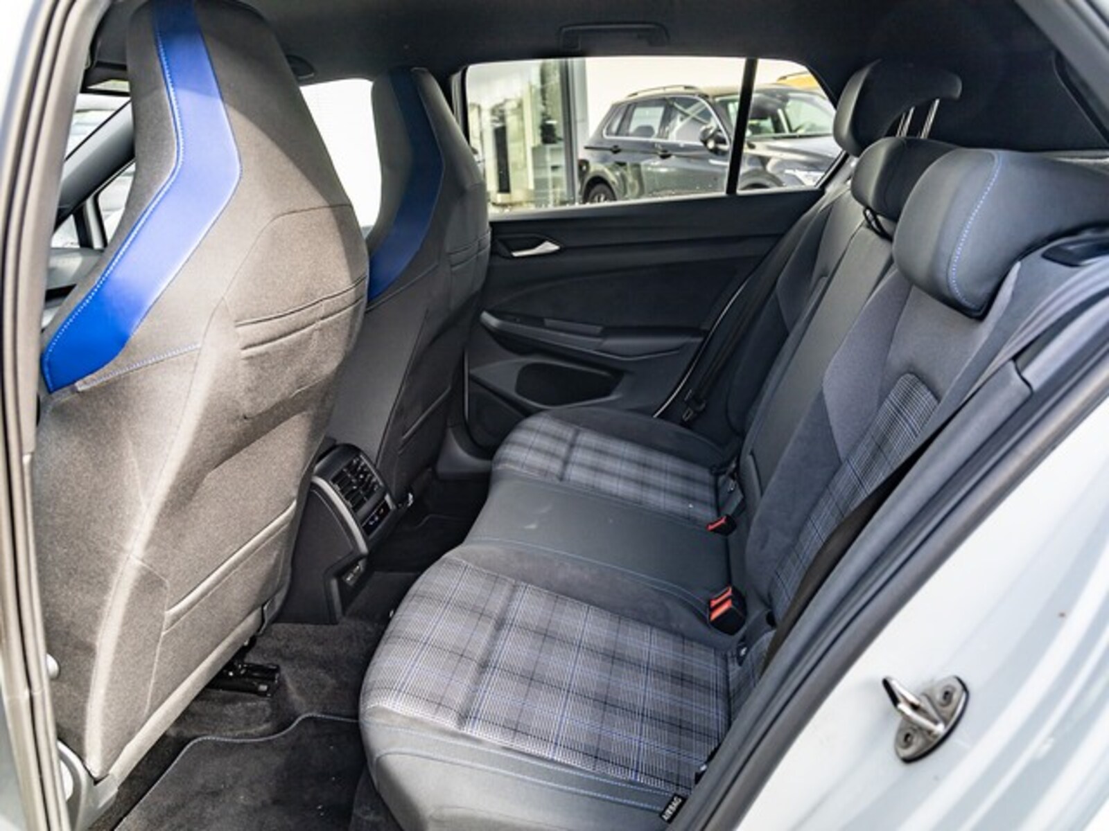 Volkswagen Golf – Bild 4