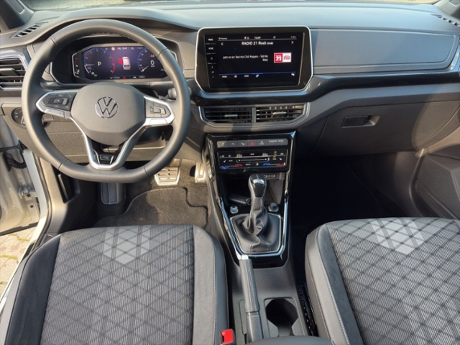 Volkswagen T-Cross – Bild 8