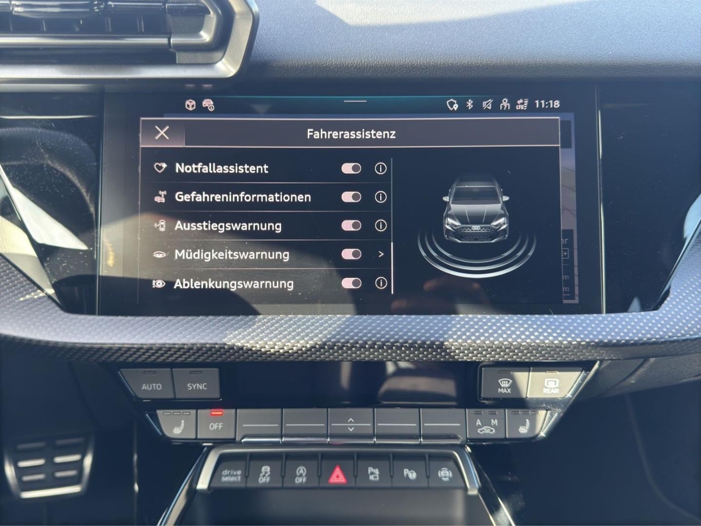Bild über Audi RS 3 Sportback TFSI quattro 294 kW S tronic - für weitere Informationen kontaktieren Sie den Audi Partner
